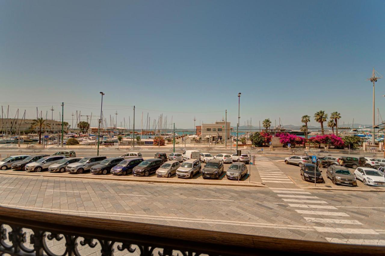 칼리아리 Right House Sur Le Port - Harbour View 아파트 외부 사진
