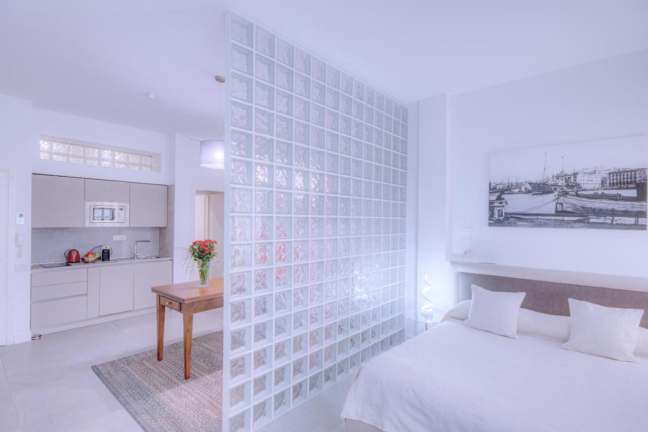 칼리아리 Right House Sur Le Port - Harbour View 아파트 외부 사진